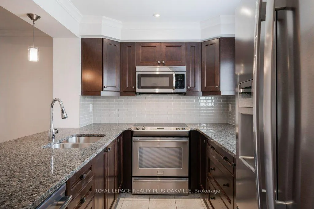 Photo 19 of 211 Betsy Drive, Oakville, Glenorchy — HOMEH