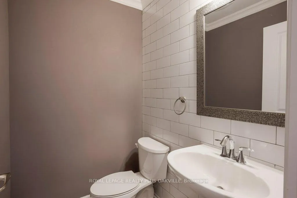 Photo 25 of 211 Betsy Drive, Oakville, Glenorchy — HOMEH