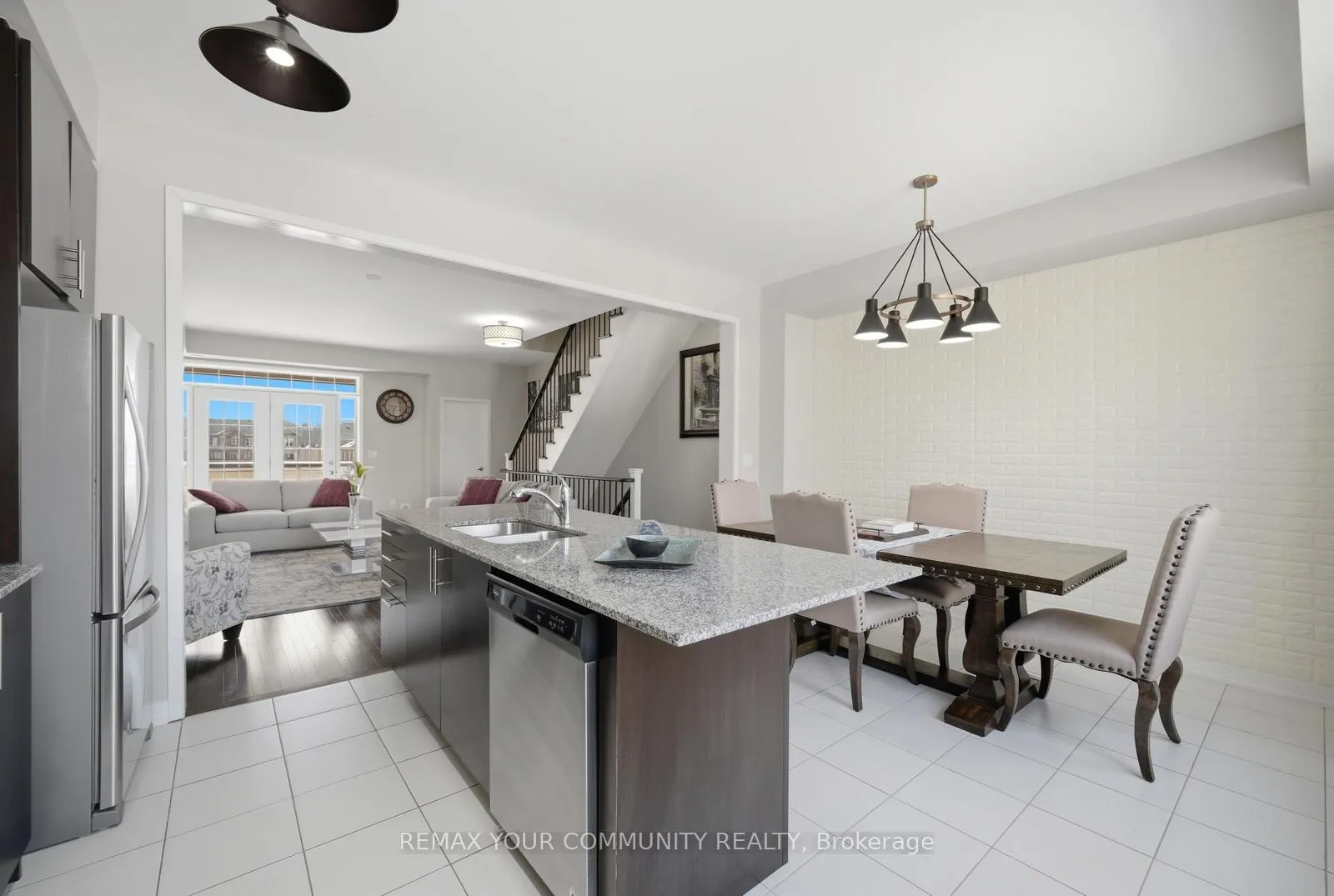 Photo 15 of 41 Torah Gate, Vaughan, Patterson — HOMEH