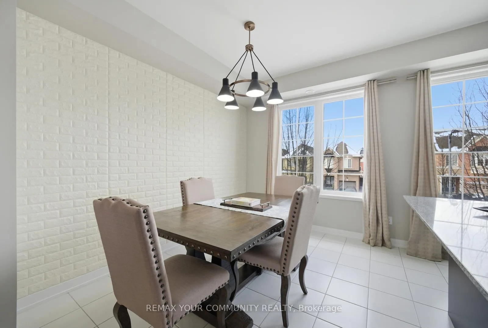 Photo 16 of 41 Torah Gate, Vaughan, Patterson — HOMEH