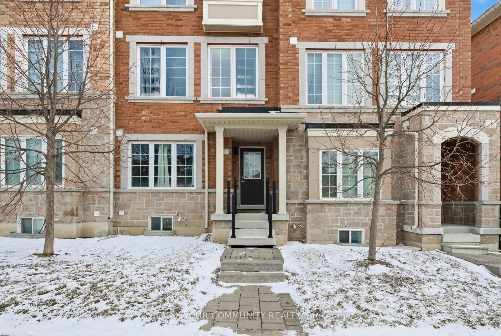 Photo 37 of 41 Torah Gate, Vaughan, Patterson — HOMEH