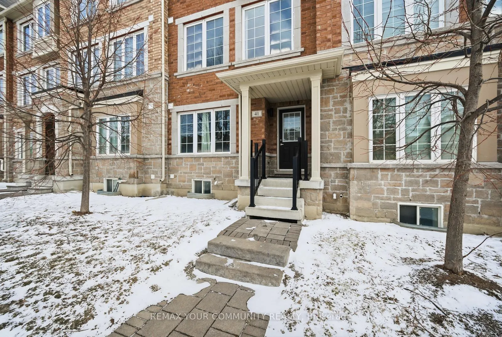 Photo 38 of 41 Torah Gate, Vaughan, Patterson — HOMEH
