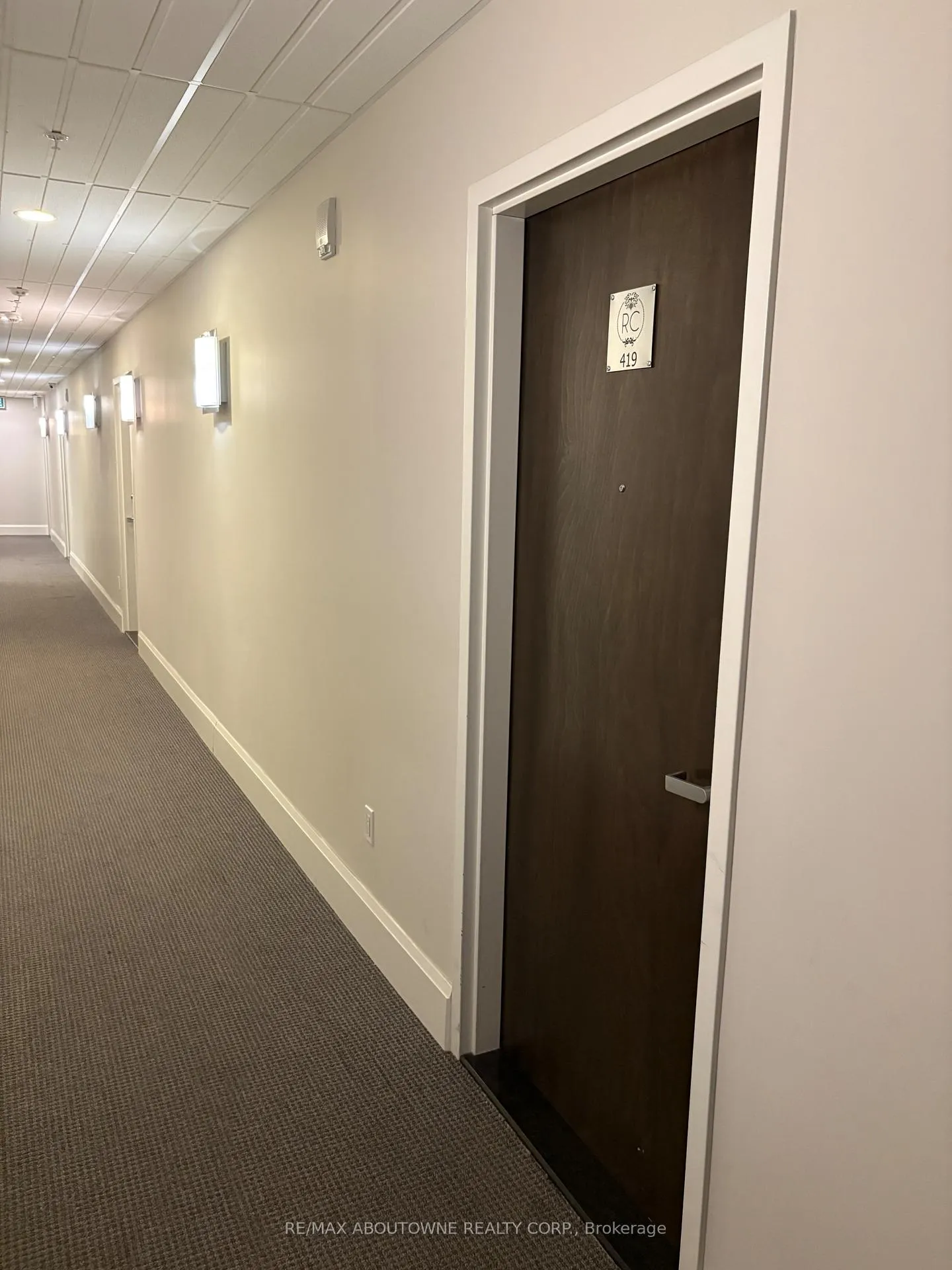 Photo 12 of Unit 419, 118 King Street E, Hamilton, Beasley — HOMEH