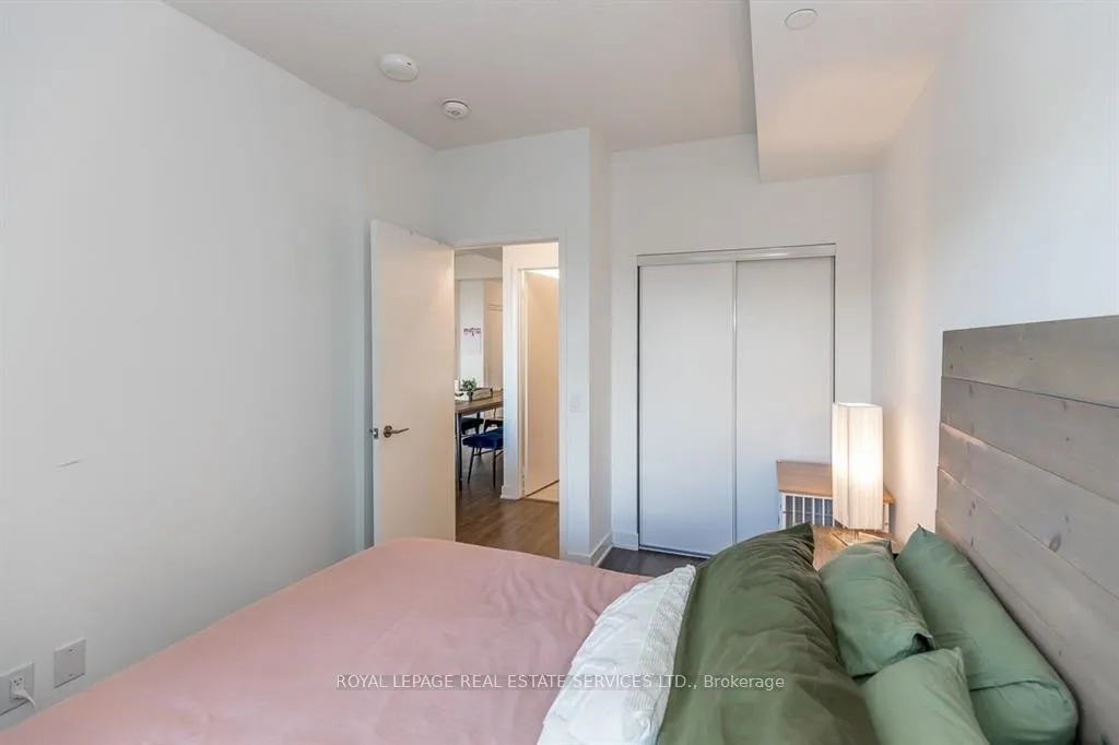 Photo 13 of Unit 203, 681 Yonge Street, Barrie, Painswick South — HOMEH