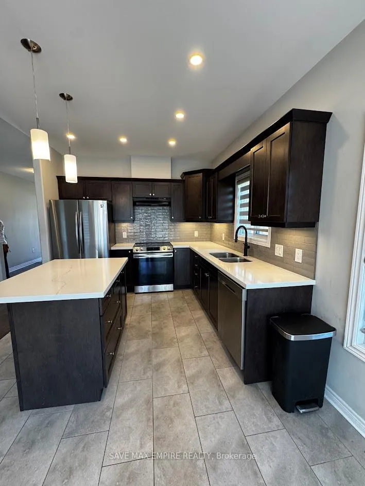 Photo 5 of 1209 Uppers Lane, Thorold, Rolling Meadows — HOMEH
