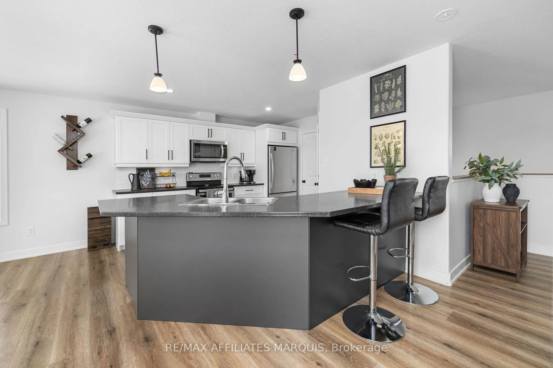 Photo 11 of 9 Joseph Way, Rideau Lakes, Rideau Lakes (South Elmsley) Twp — HOMEH