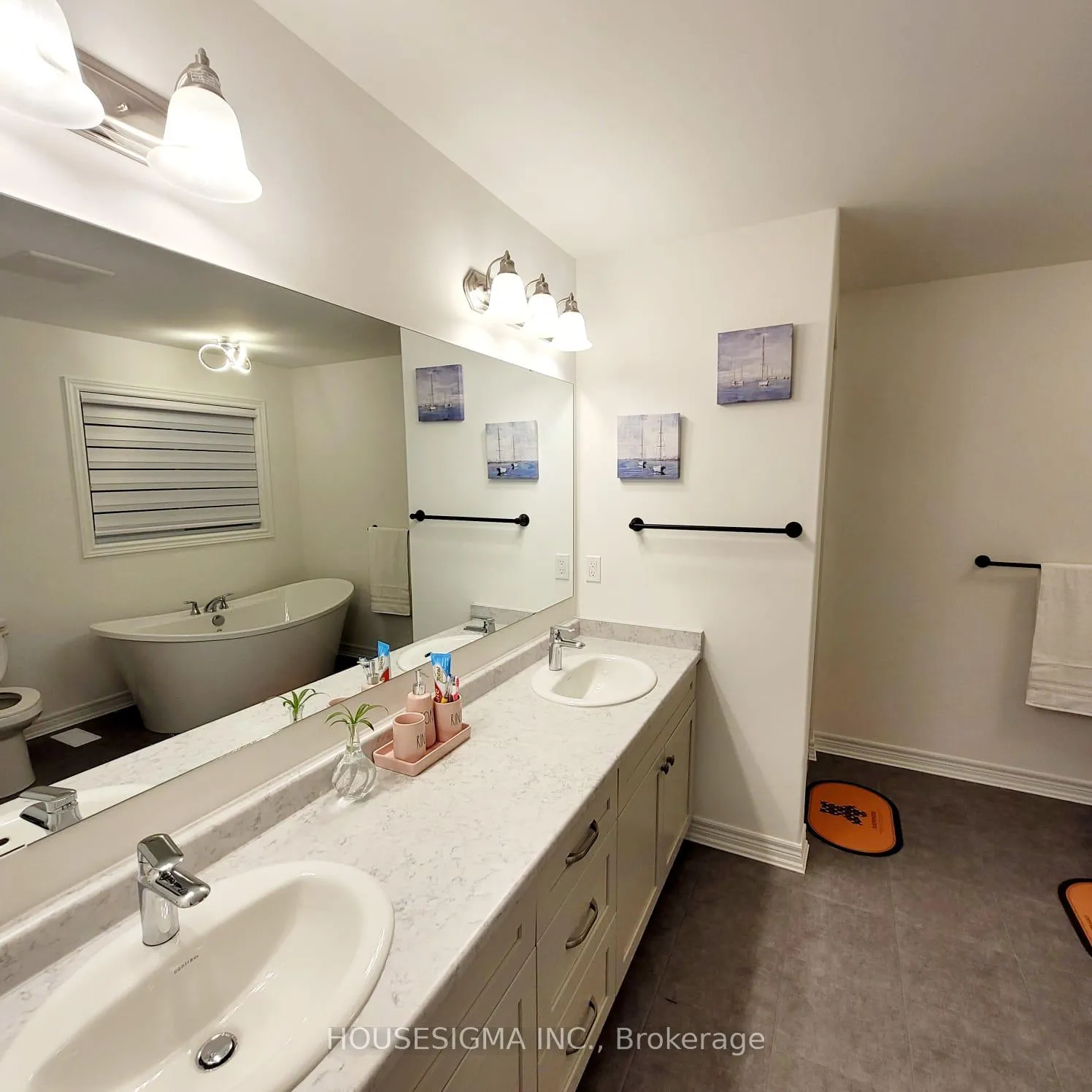Photo 15 of 67 Maidens Crescent, Collingwood — HOMEH