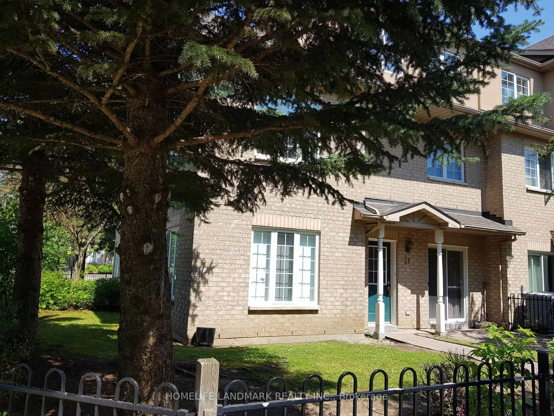 Photo 1 of Unit 21, 8 Cox Boulevard, Markham, Unionville — HOMEH