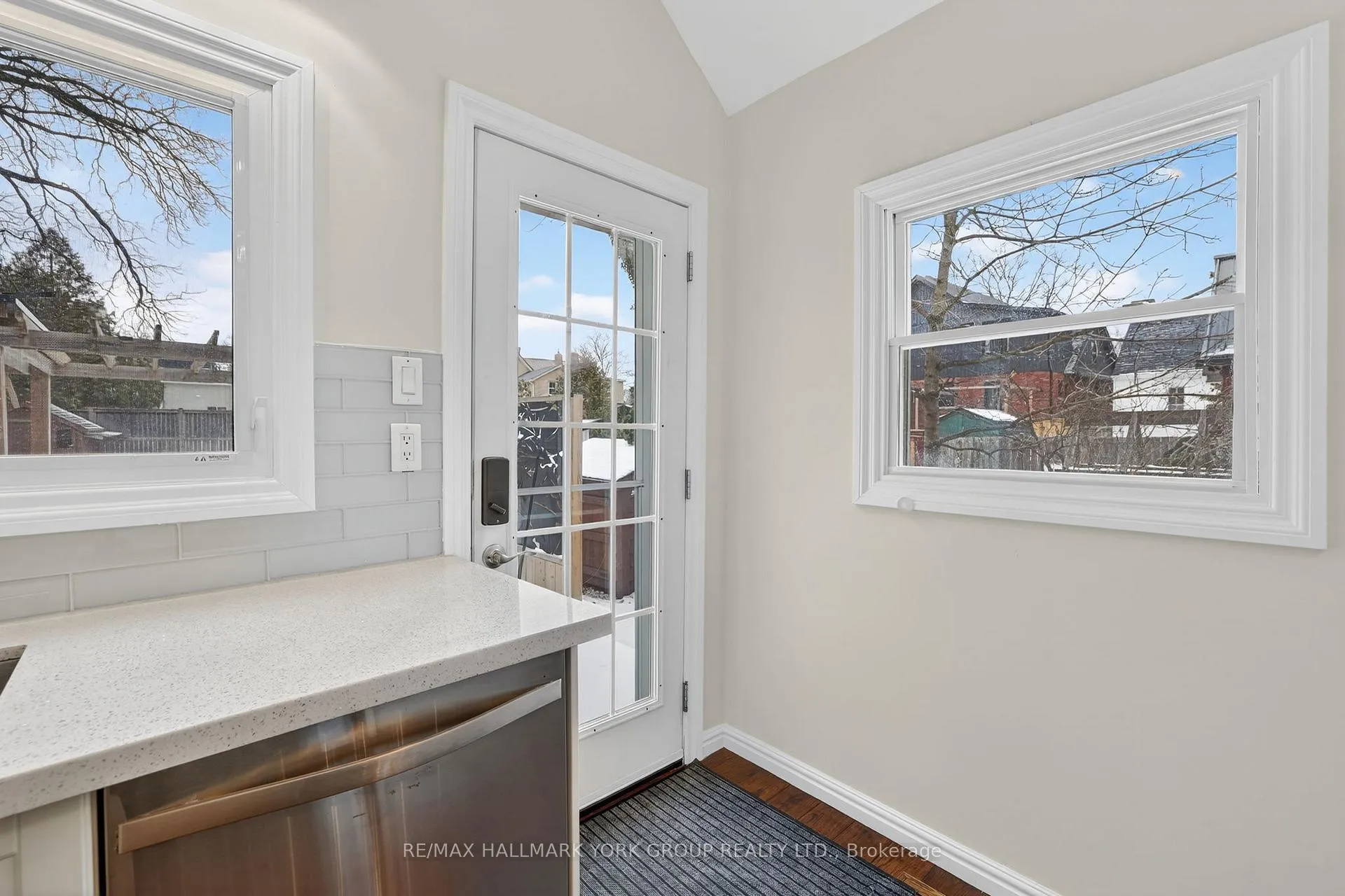 Photo 23 of 119 Temperance Street, Aurora, Aurora Village — HOMEH