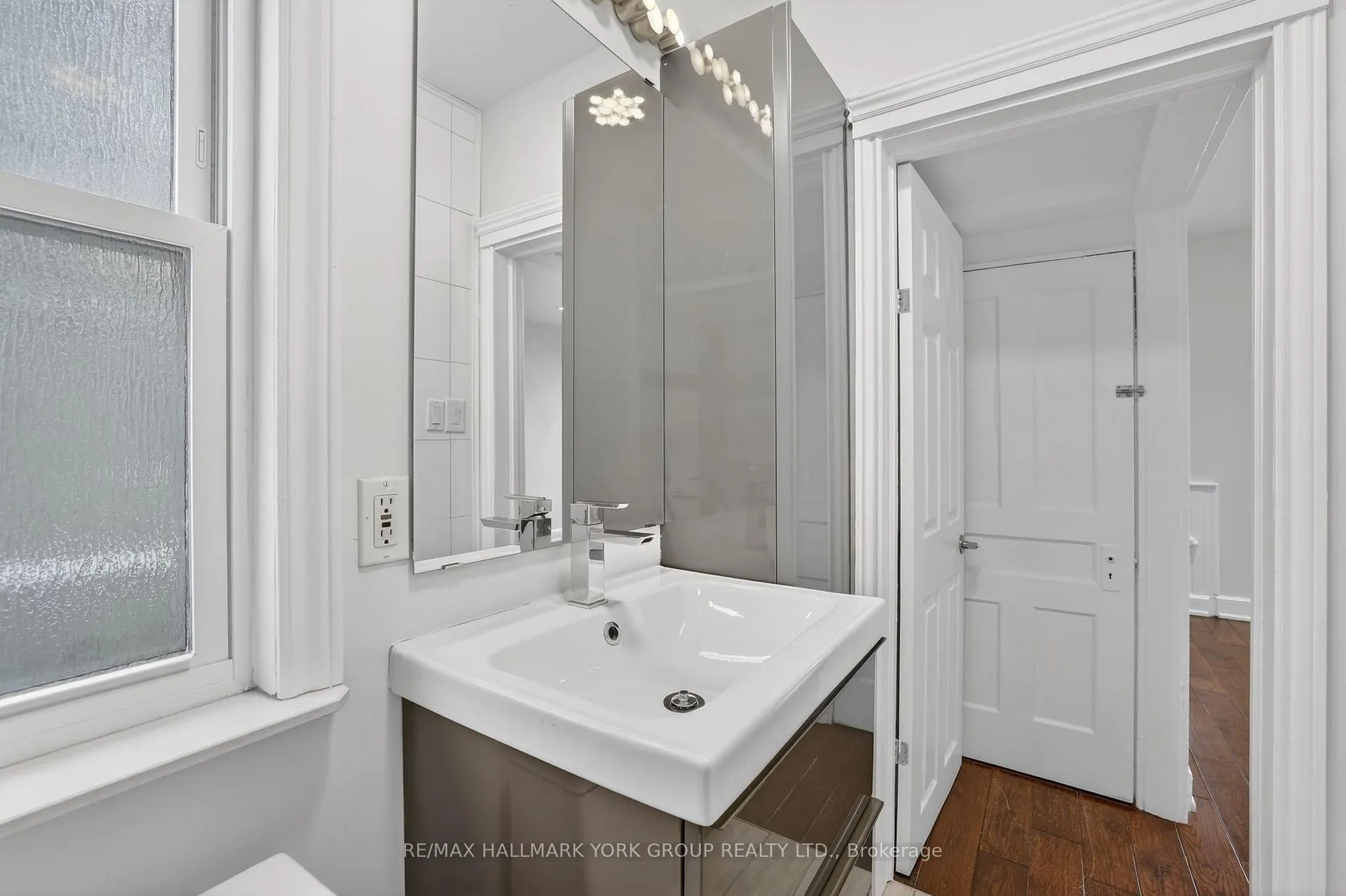 Photo 25 of 119 Temperance Street, Aurora, Aurora Village — HOMEH