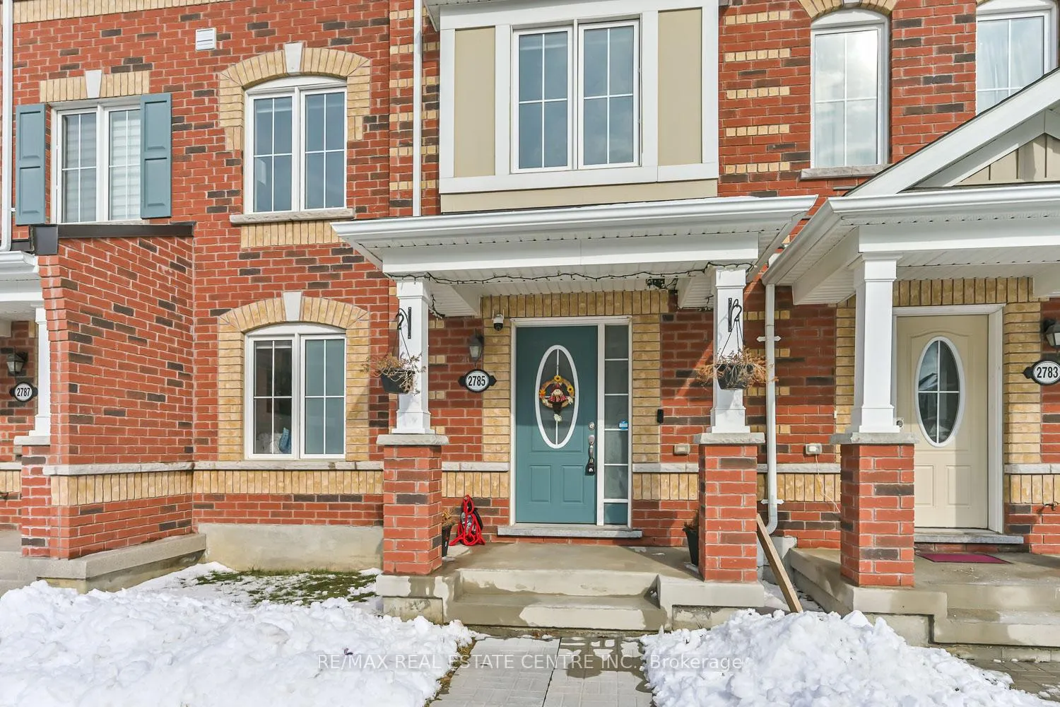 Photo 3 of 2785 Sapphire Drive, Pickering, Rural Pickering — HOMEH