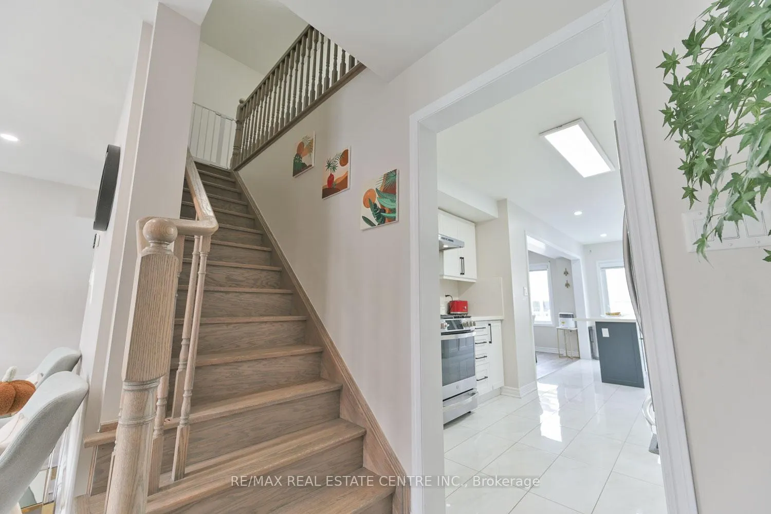 Photo 19 of 2785 Sapphire Drive, Pickering, Rural Pickering — HOMEH