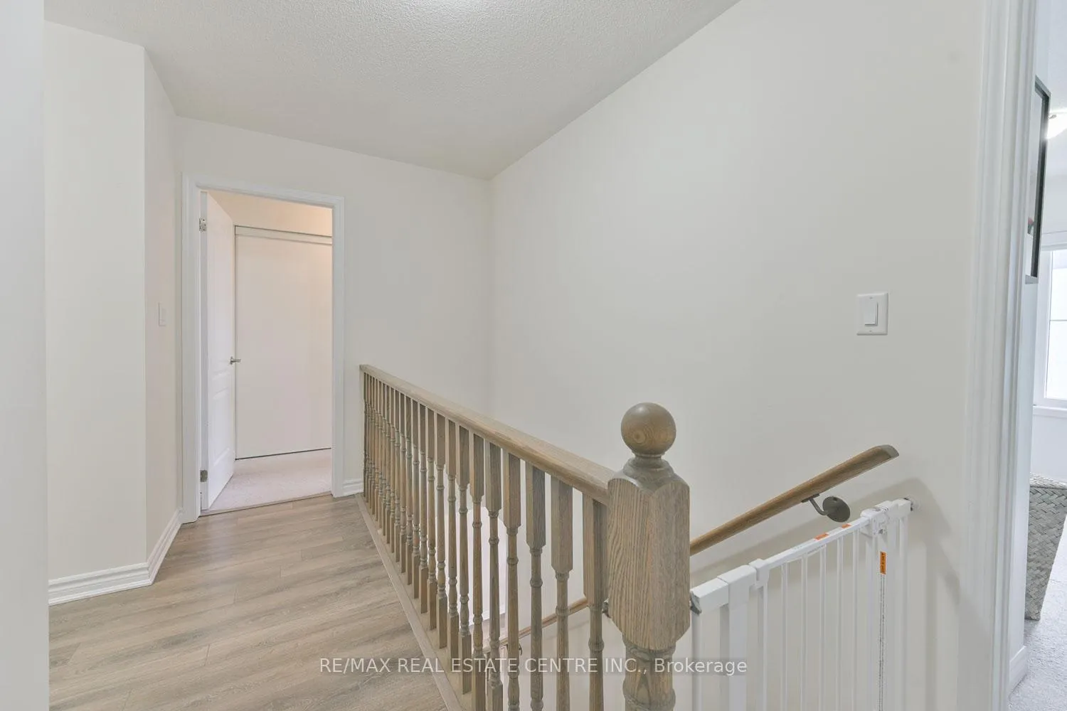 Photo 20 of 2785 Sapphire Drive, Pickering, Rural Pickering — HOMEH