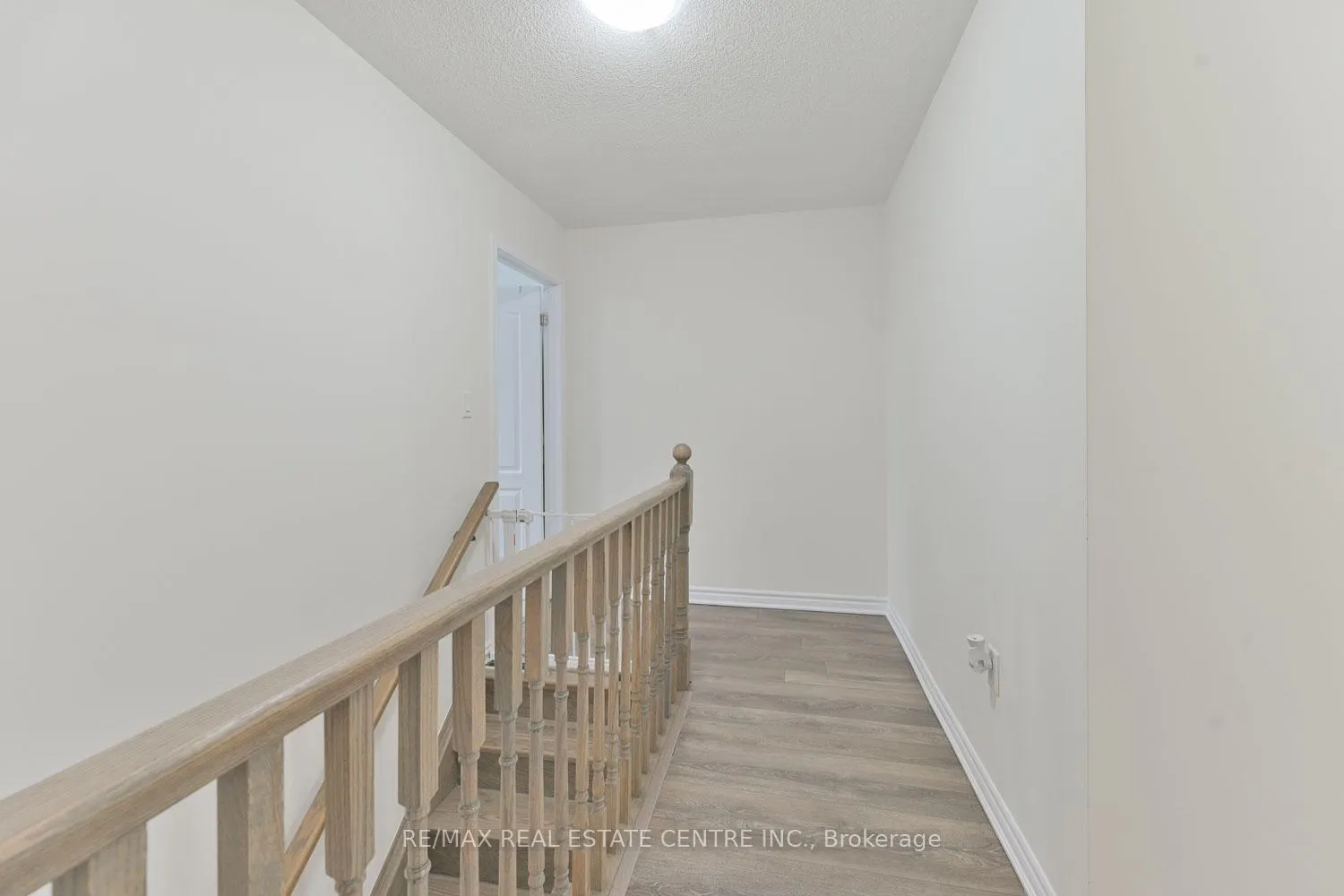 Photo 21 of 2785 Sapphire Drive, Pickering, Rural Pickering — HOMEH