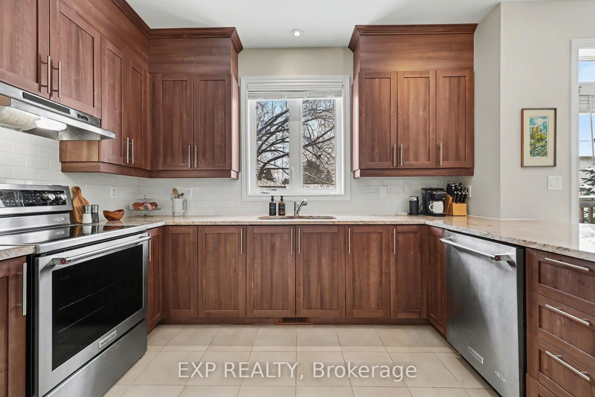 Photo 10 of 159 Loreka Court, Ottawa, Stittsville (North) — HOMEH