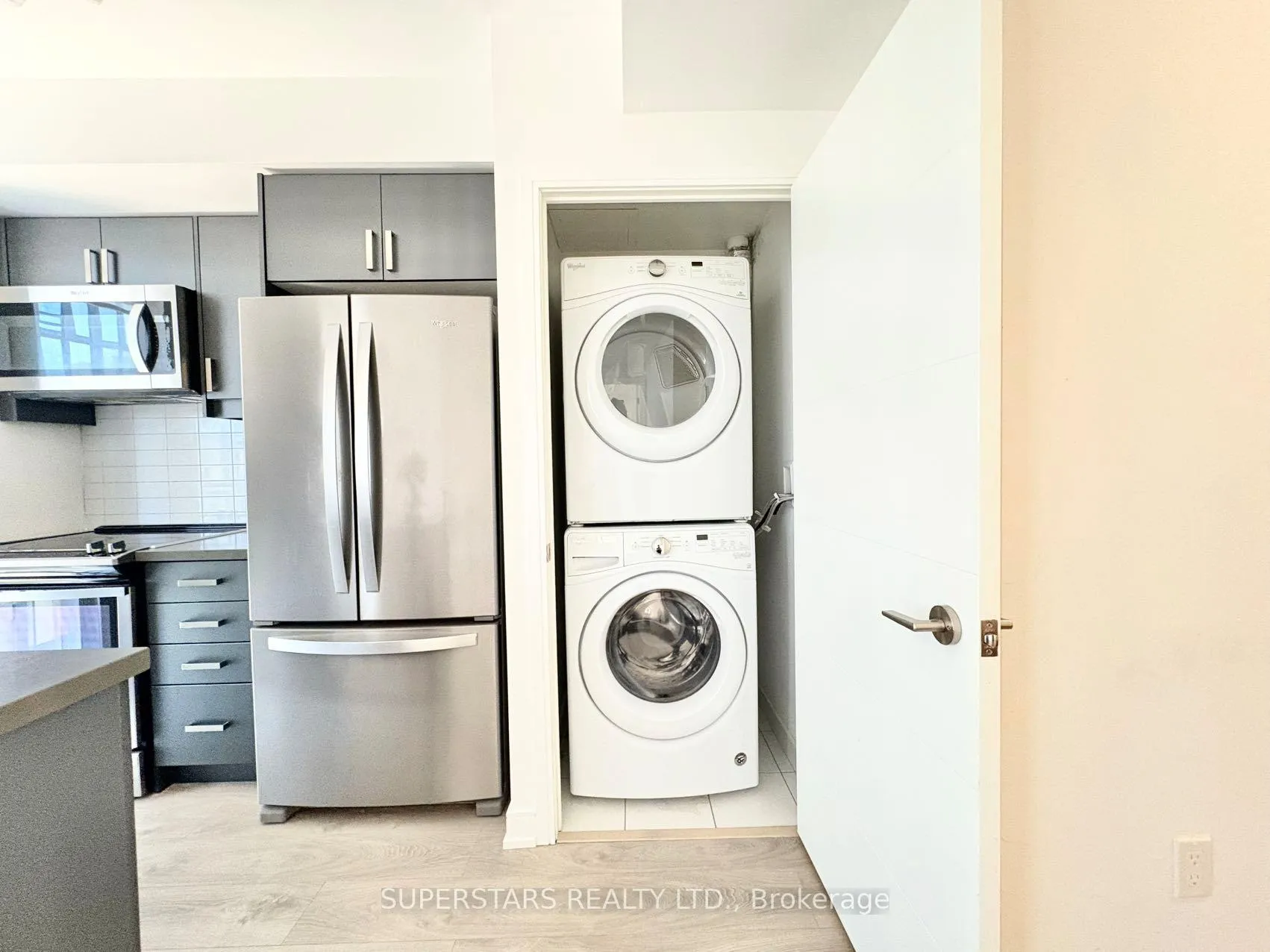 Photo 6 of Unit 1101, 50 Wellesley Street E, Toronto, Church-Yonge Corridor — HOMEH