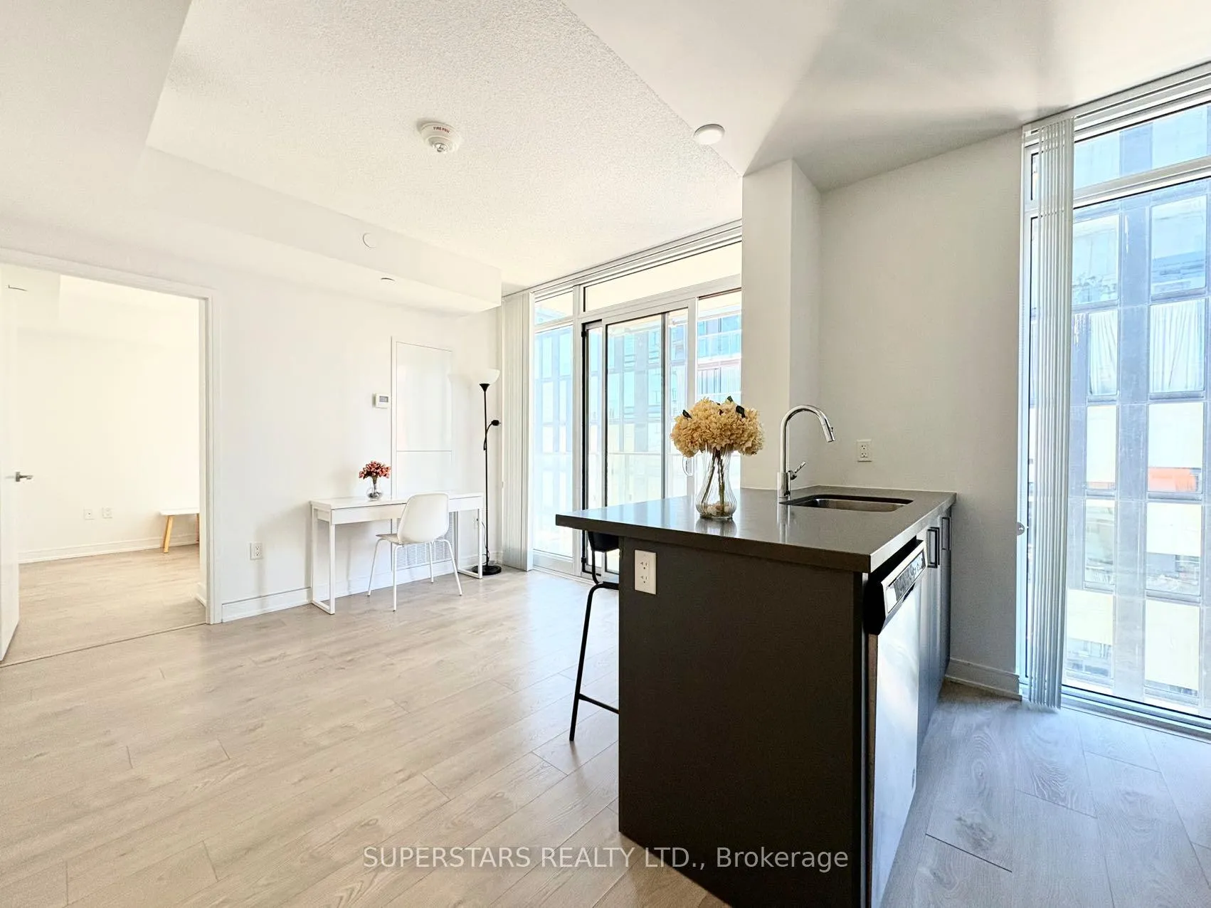 Photo 7 of Unit 1101, 50 Wellesley Street E, Toronto, Church-Yonge Corridor — HOMEH