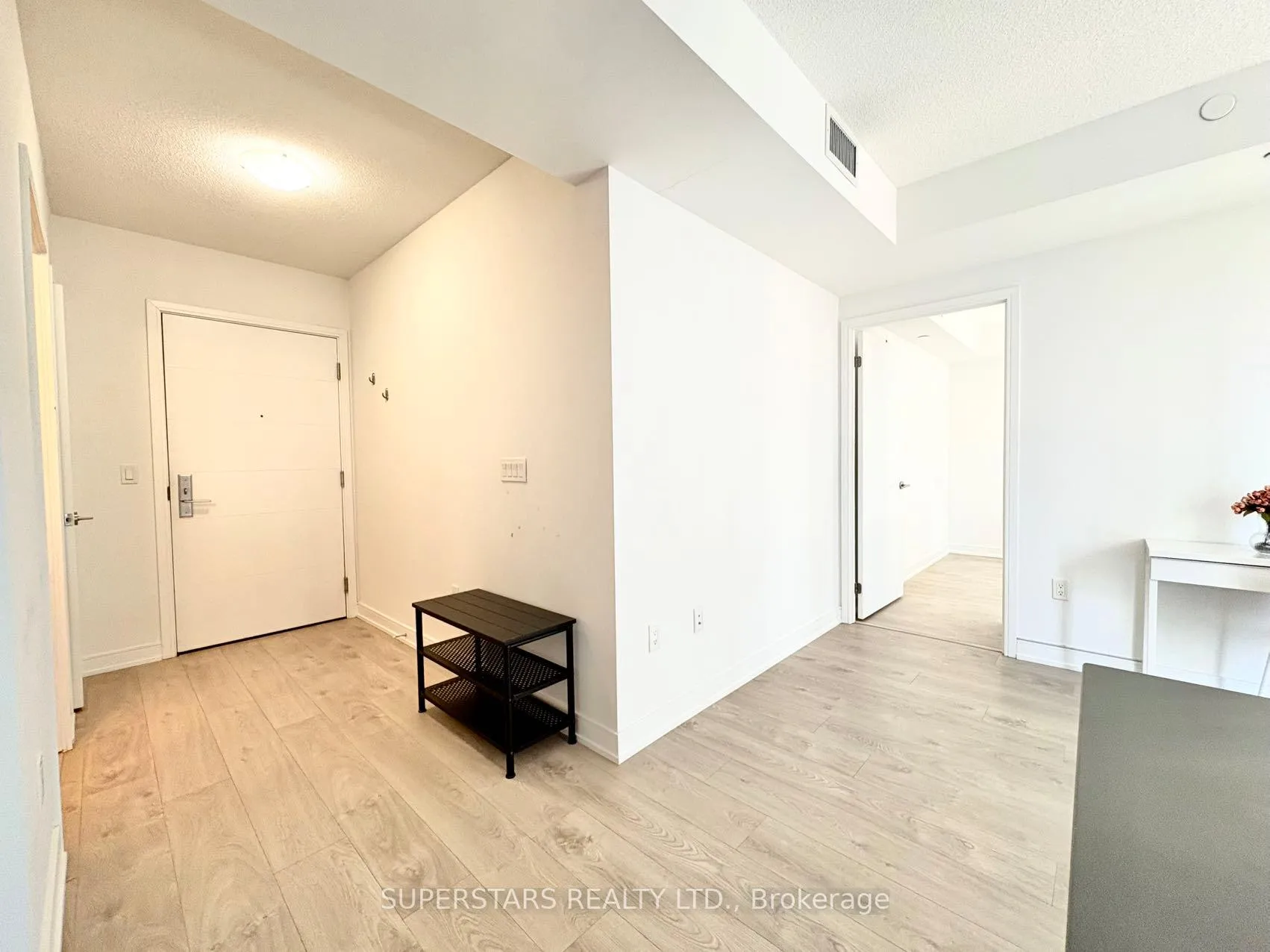 Photo 8 of Unit 1101, 50 Wellesley Street E, Toronto, Church-Yonge Corridor — HOMEH