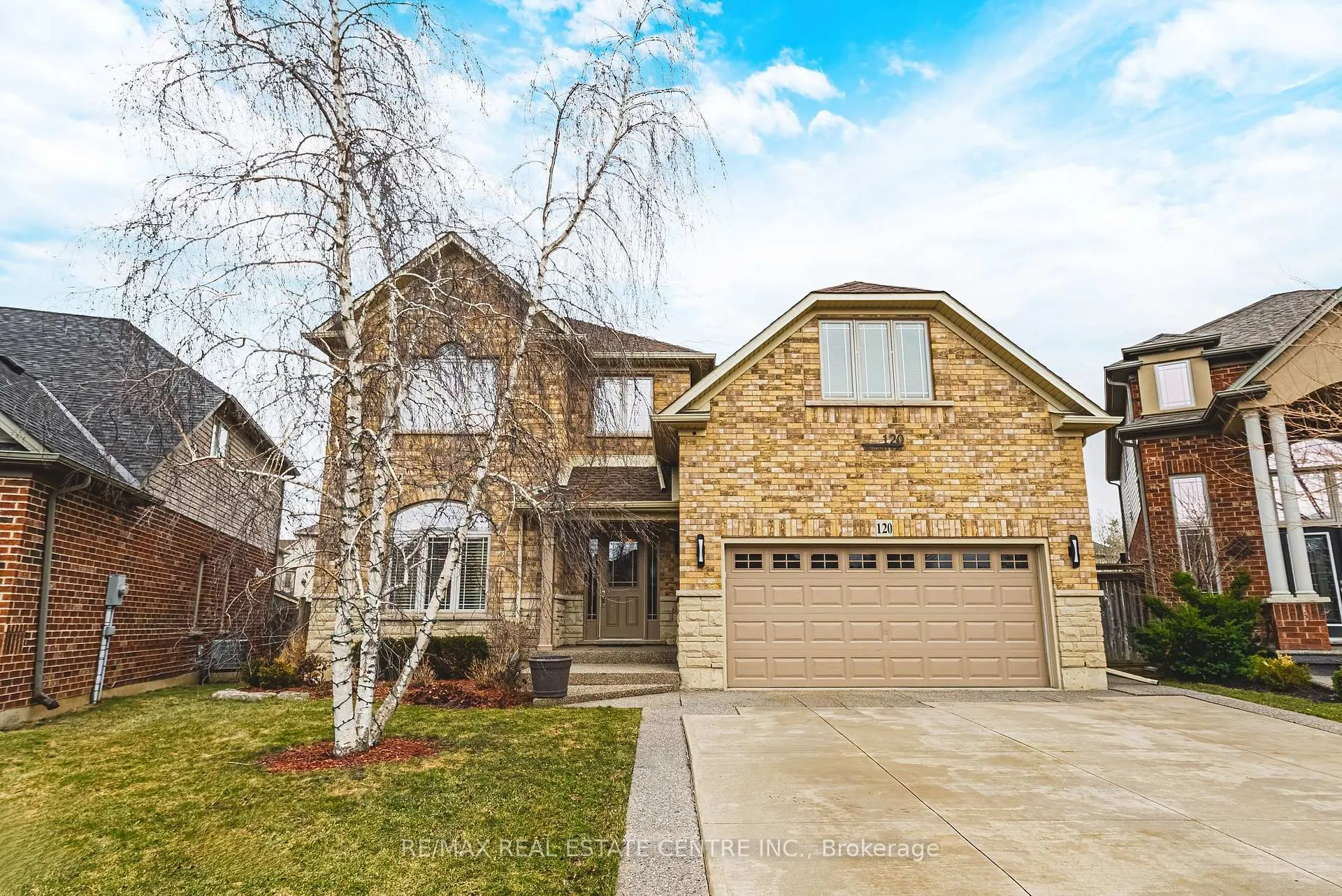 Photo 1 of 120 Valiant Circle, Hamilton, Binbrook — HOMEH