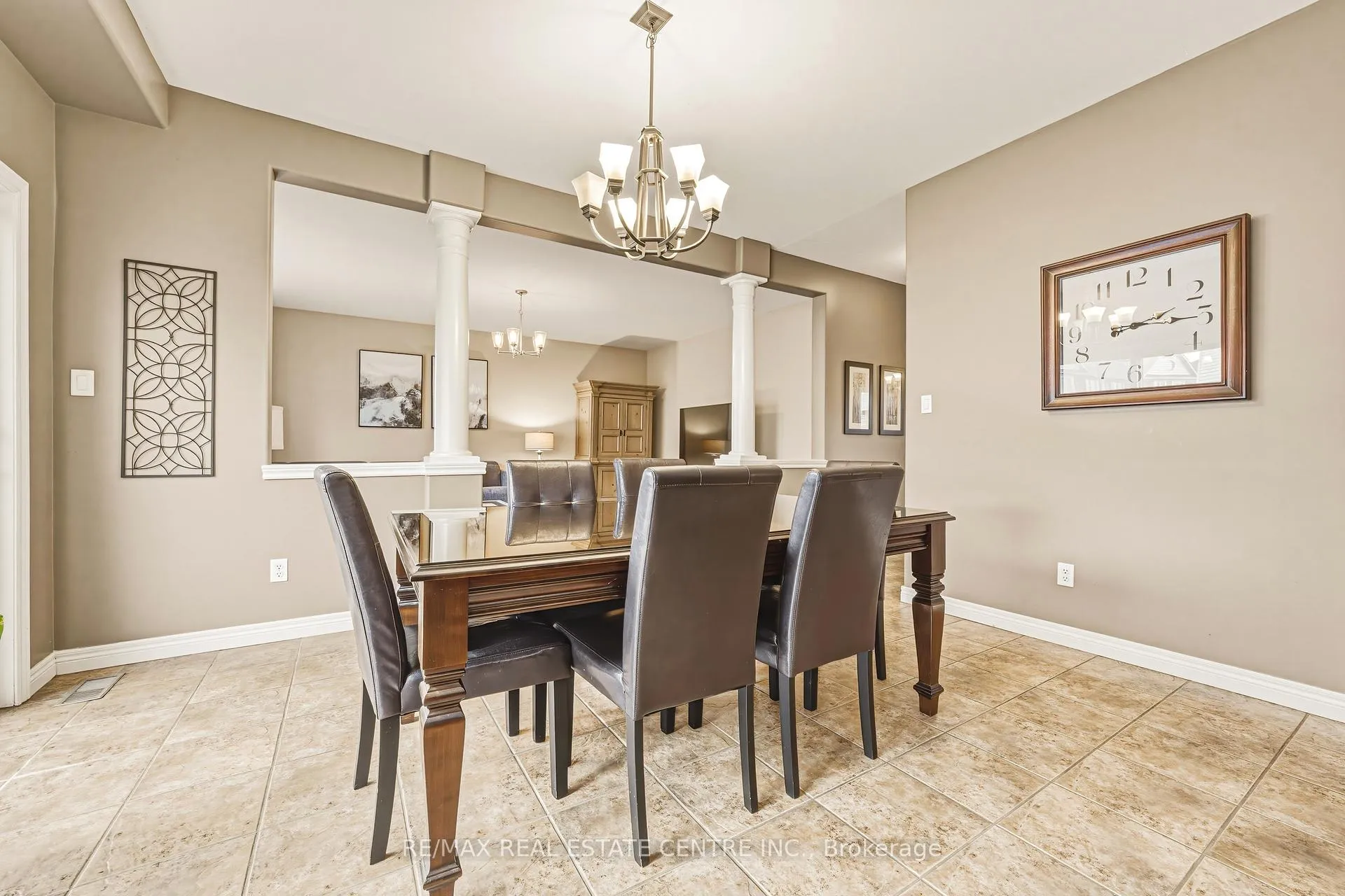 Photo 14 of 120 Valiant Circle, Hamilton, Binbrook — HOMEH
