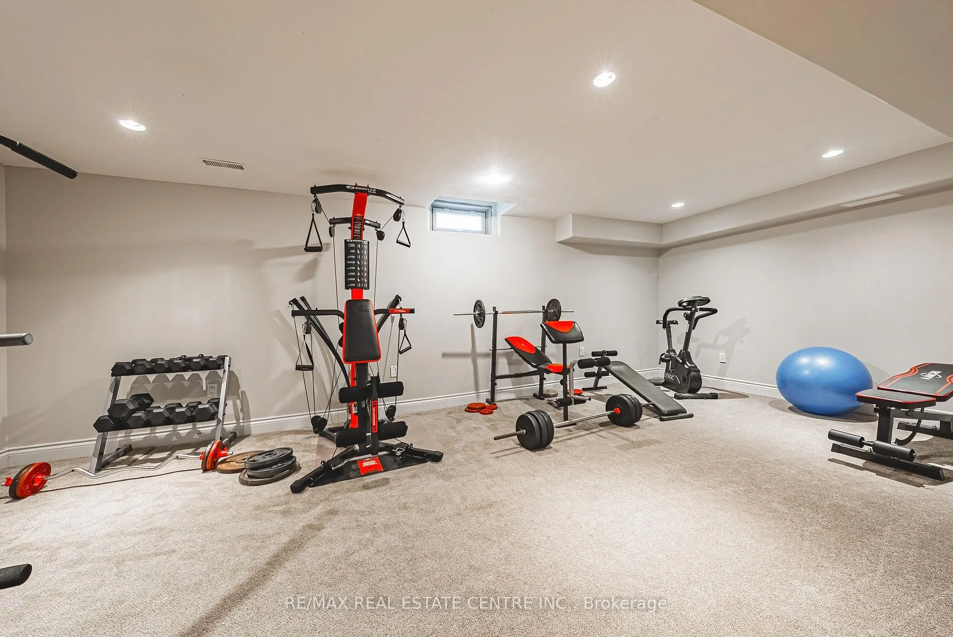 Photo 37 of 120 Valiant Circle, Hamilton, Binbrook — HOMEH