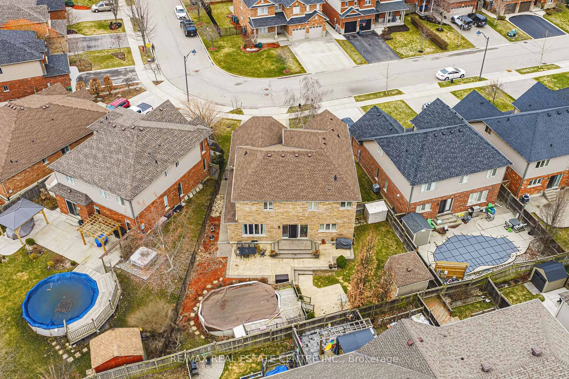 Photo 39 of 120 Valiant Circle, Hamilton, Binbrook — HOMEH