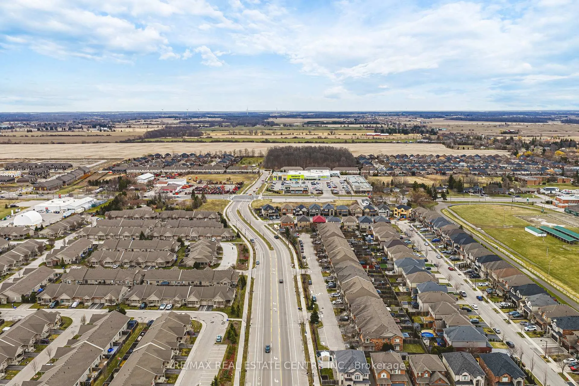 Photo 49 of 120 Valiant Circle, Hamilton, Binbrook — HOMEH