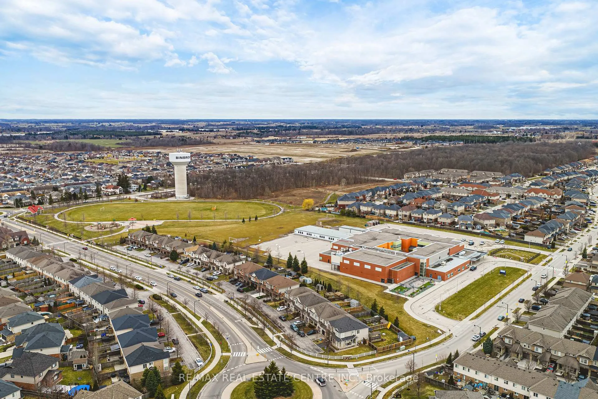 Photo 50 of 120 Valiant Circle, Hamilton, Binbrook — HOMEH