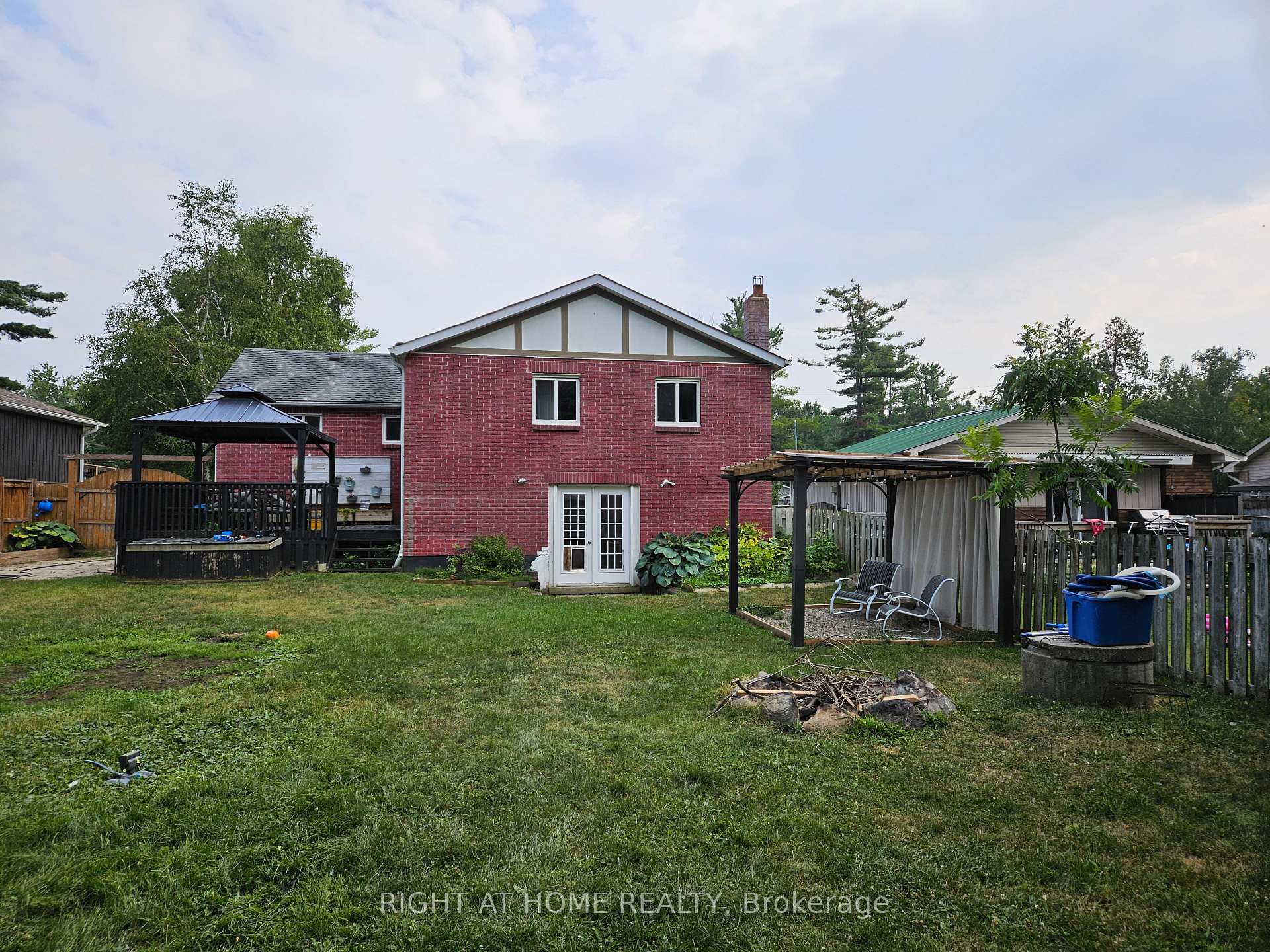 Photo 33 of 736 Pine Grove Avenue, Innisfil, Rural Innisfil — HOMEH