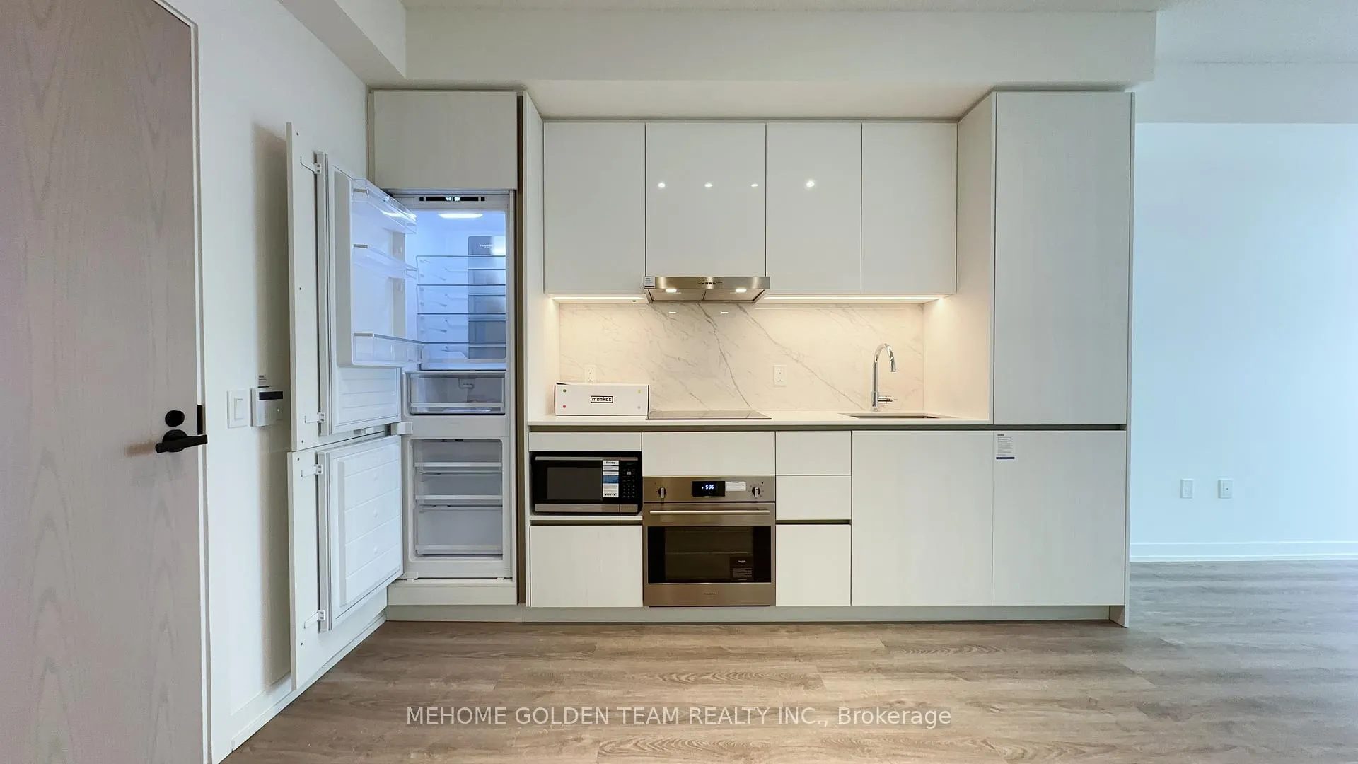 Photo 1 of Unit 3505, 8 Interchange Way, Vaughan, Vaughan Corporate Centre — HOMEH