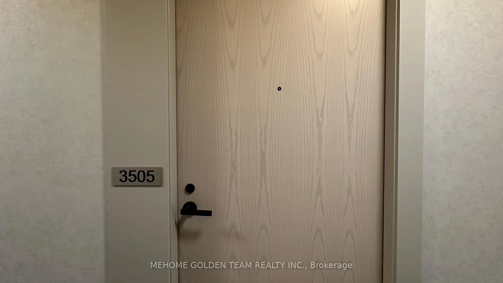 Photo 3 of Unit 3505, 8 Interchange Way, Vaughan, Vaughan Corporate Centre — HOMEH