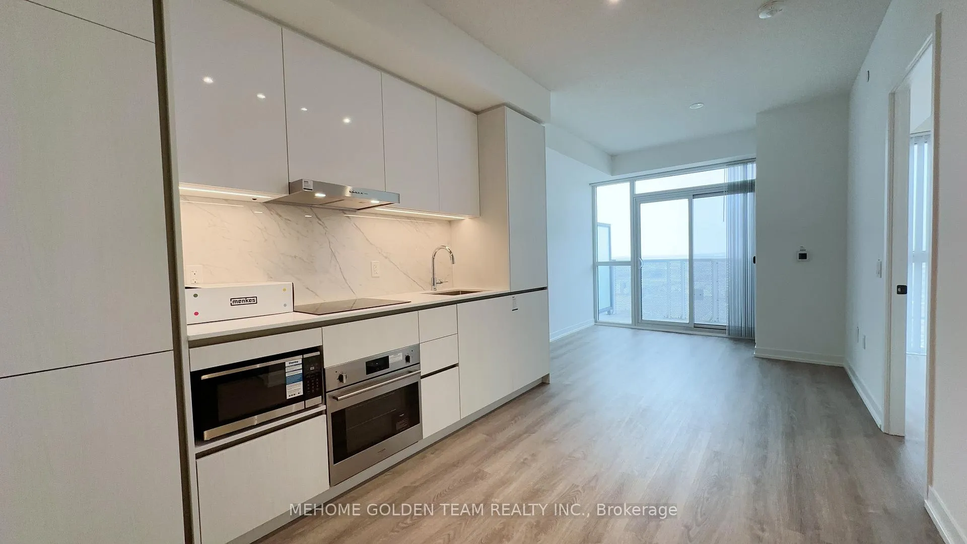 Photo 7 of Unit 3505, 8 Interchange Way, Vaughan, Vaughan Corporate Centre — HOMEH