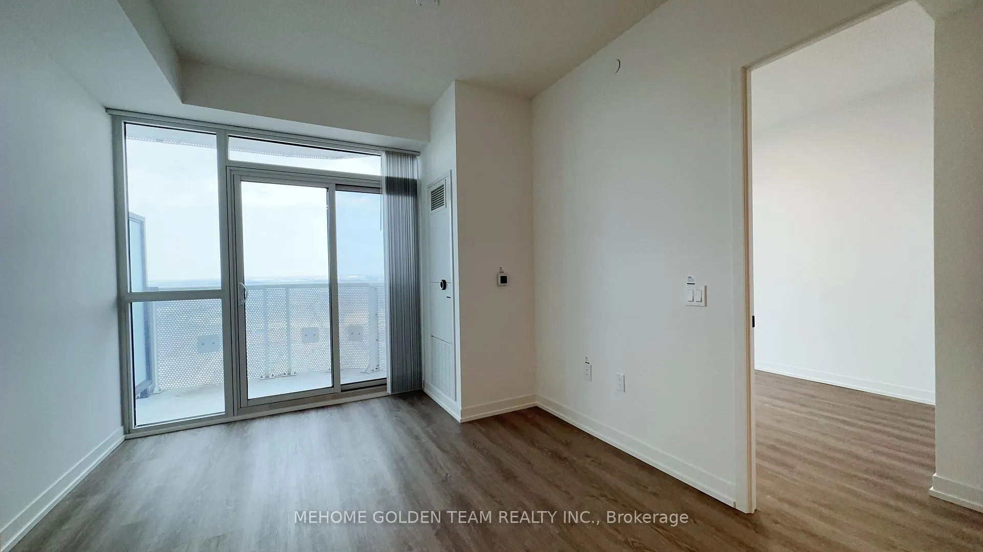 Photo 12 of Unit 3505, 8 Interchange Way, Vaughan, Vaughan Corporate Centre — HOMEH