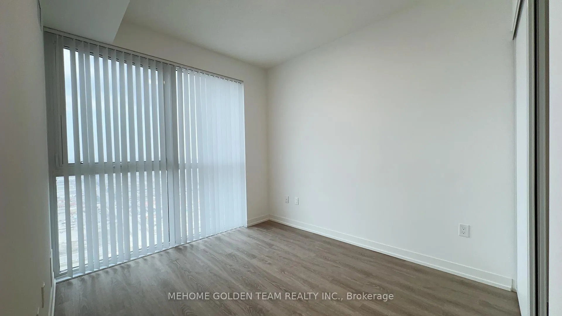 Photo 16 of Unit 3505, 8 Interchange Way, Vaughan, Vaughan Corporate Centre — HOMEH
