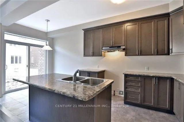 Photo 15 of 9 Talence Drive, Hamilton, Stoney Creek Mountain — HOMEH