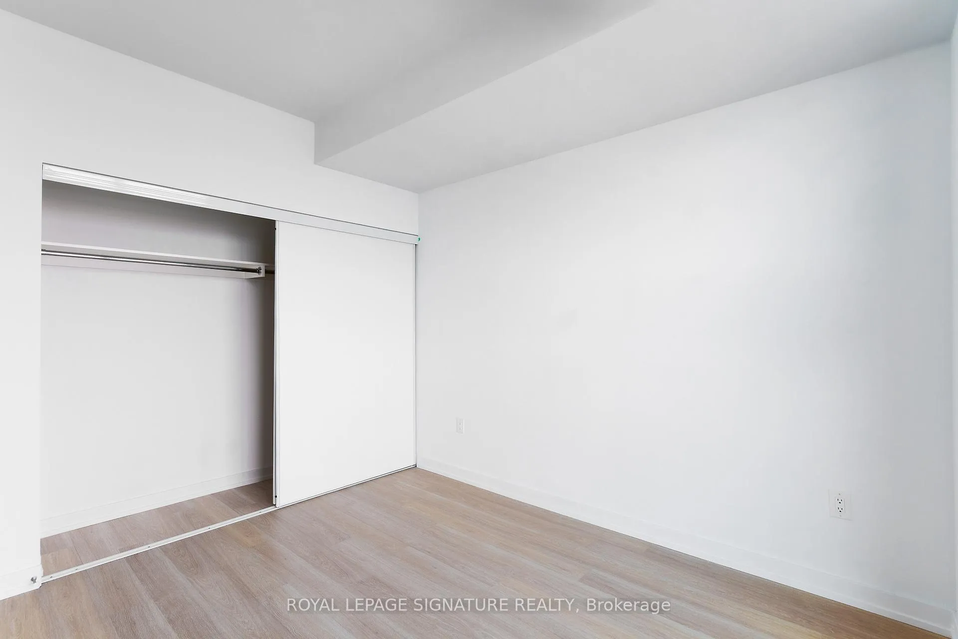 Photo 6 of Unit A806, 9763 Markham Road, Markham, Greensborough — HOMEH