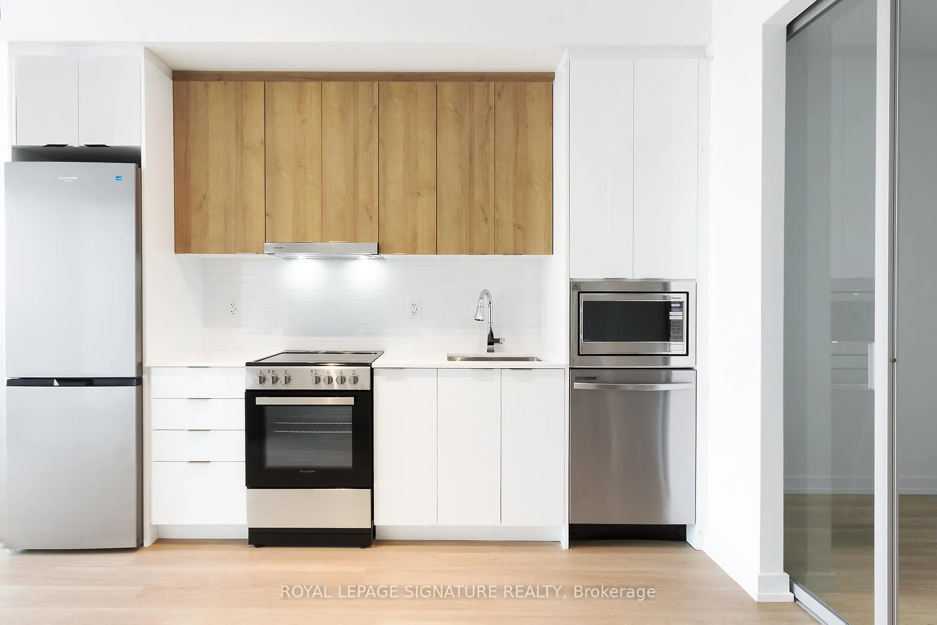 Photo 7 of Unit A806, 9763 Markham Road, Markham, Greensborough — HOMEH