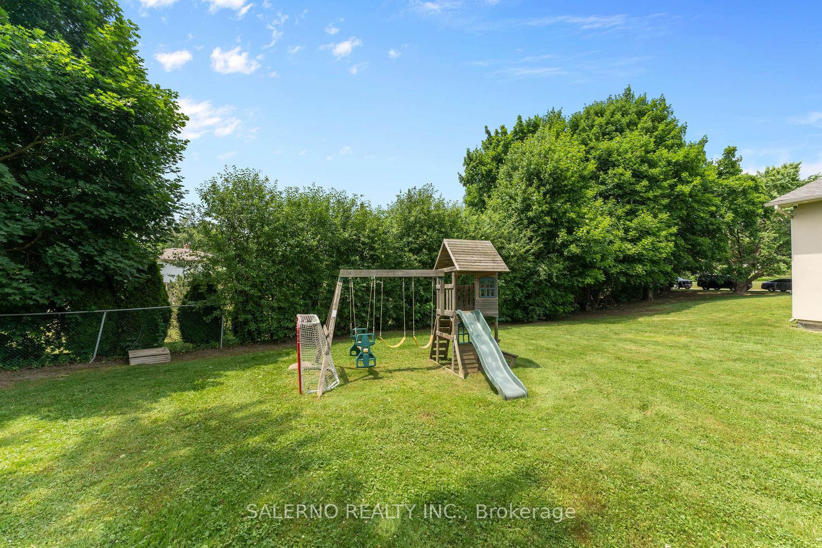 Photo 41 of 80 Noblewood Drive, King, Nobleton — HOMEH