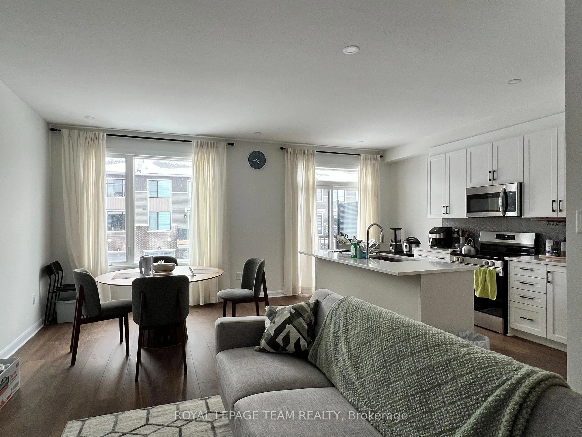 Photo 8 of 709 Confluence Walk, Ottawa, Avalon West — HOMEH
