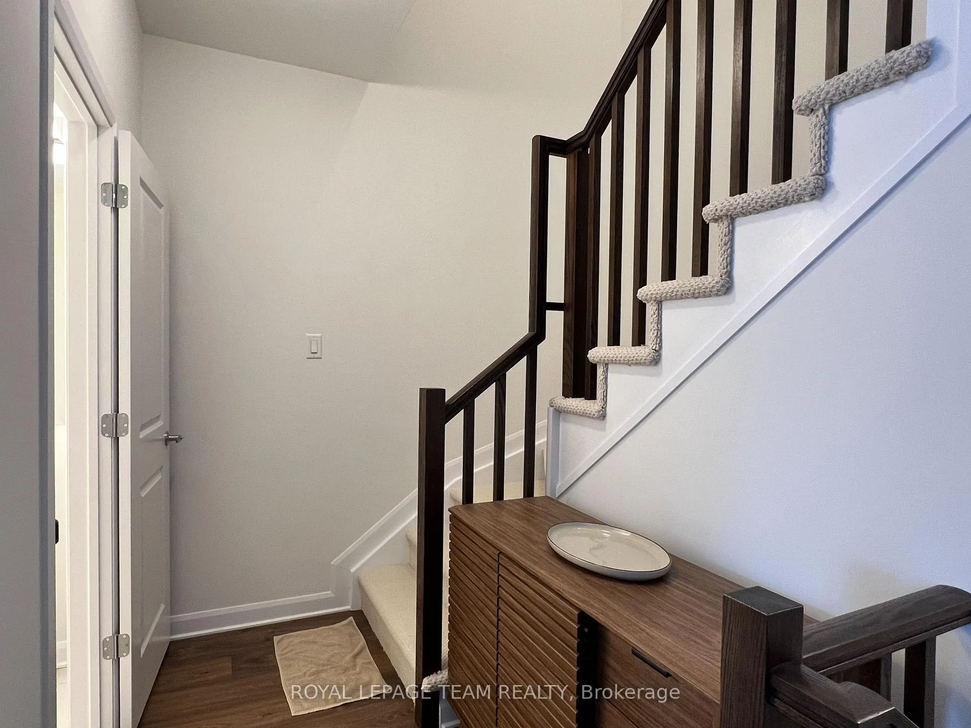 Photo 12 of 709 Confluence Walk, Ottawa, Avalon West — HOMEH