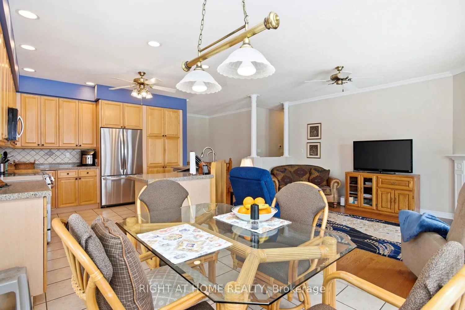 Photo 12 of 295 Waterbury Crescent, Scugog, Port Perry — HOMEH