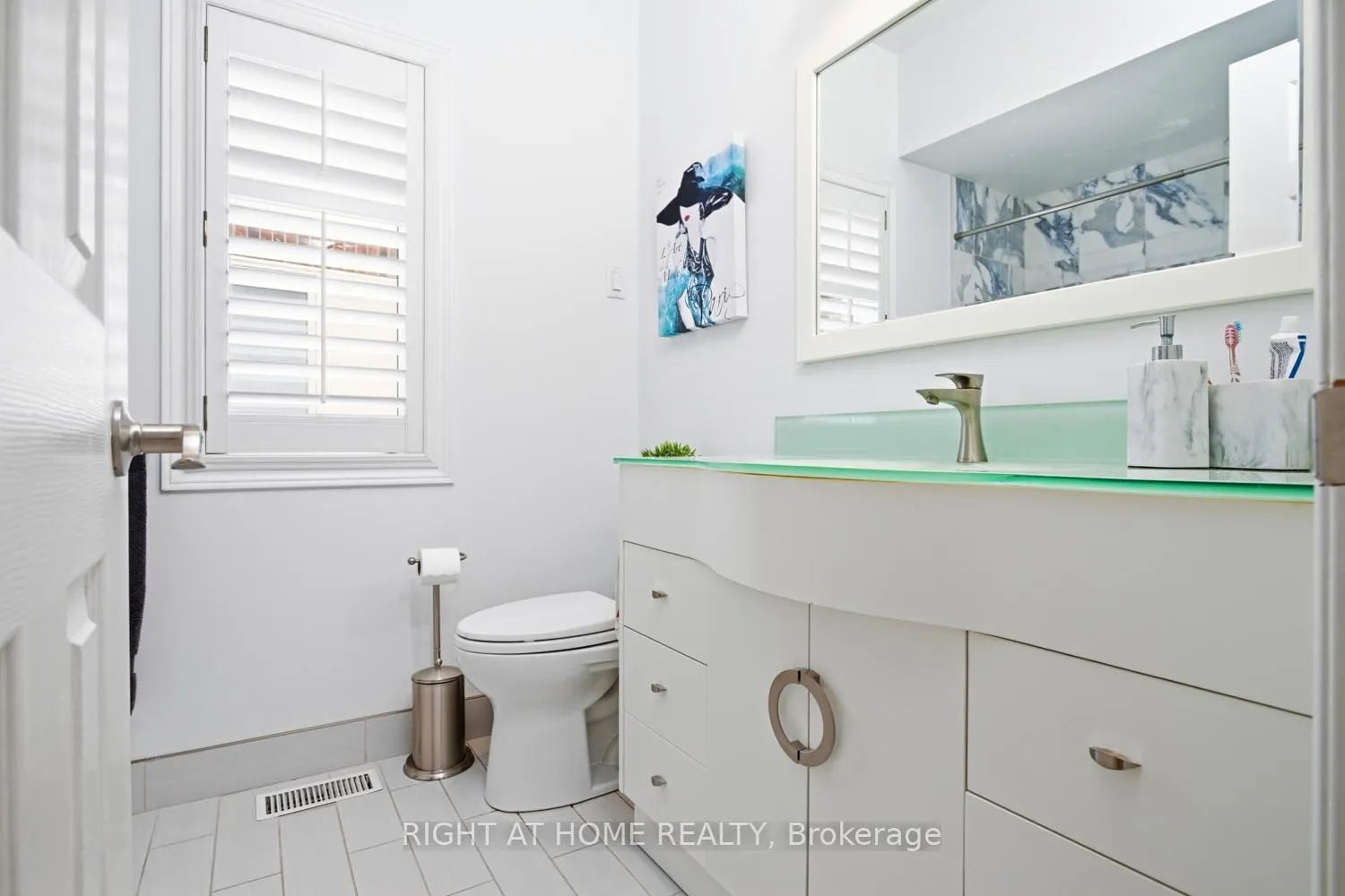 Photo 24 of 295 Waterbury Crescent, Scugog, Port Perry — HOMEH