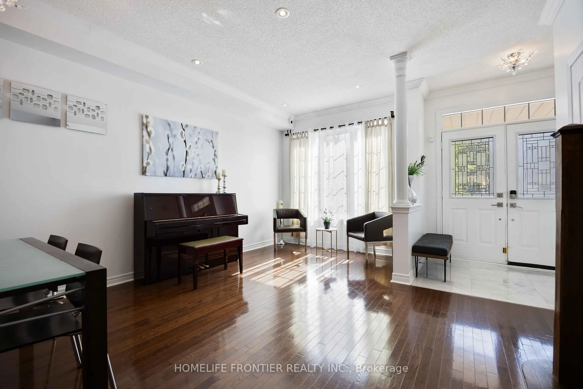 Photo 10 of 26 Barnstone Drive, Markham, Wismer — HOMEH