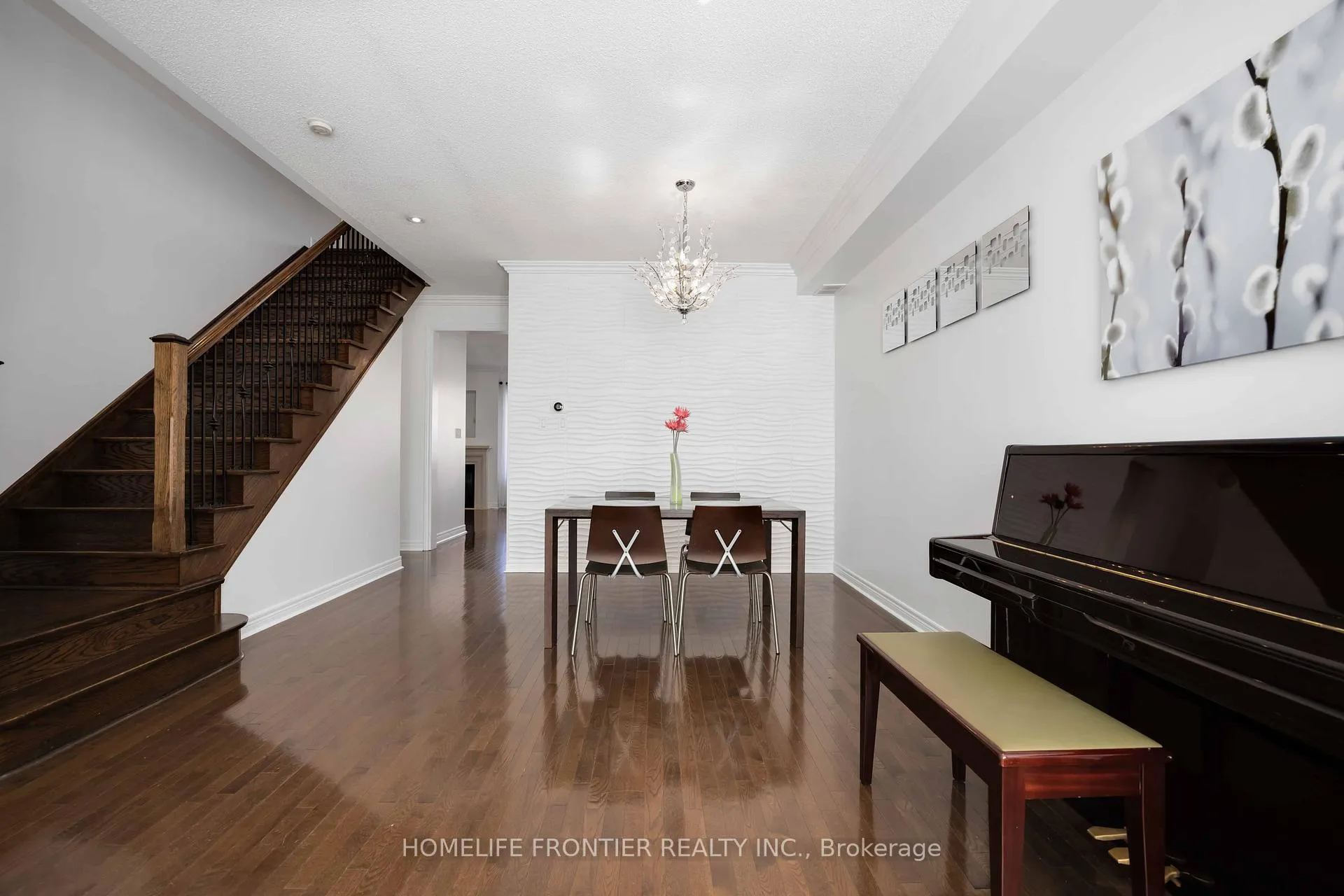 Photo 12 of 26 Barnstone Drive, Markham, Wismer — HOMEH