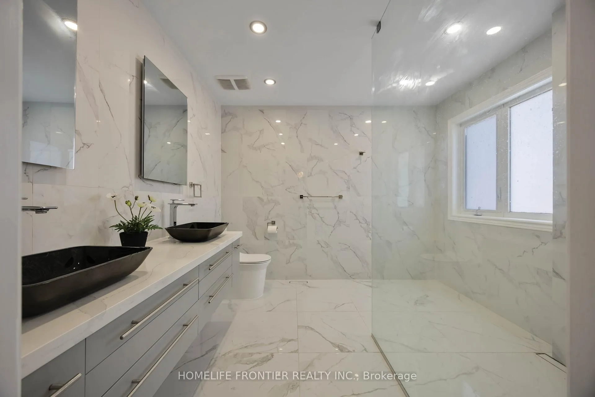 Photo 14 of 26 Barnstone Drive, Markham, Wismer — HOMEH