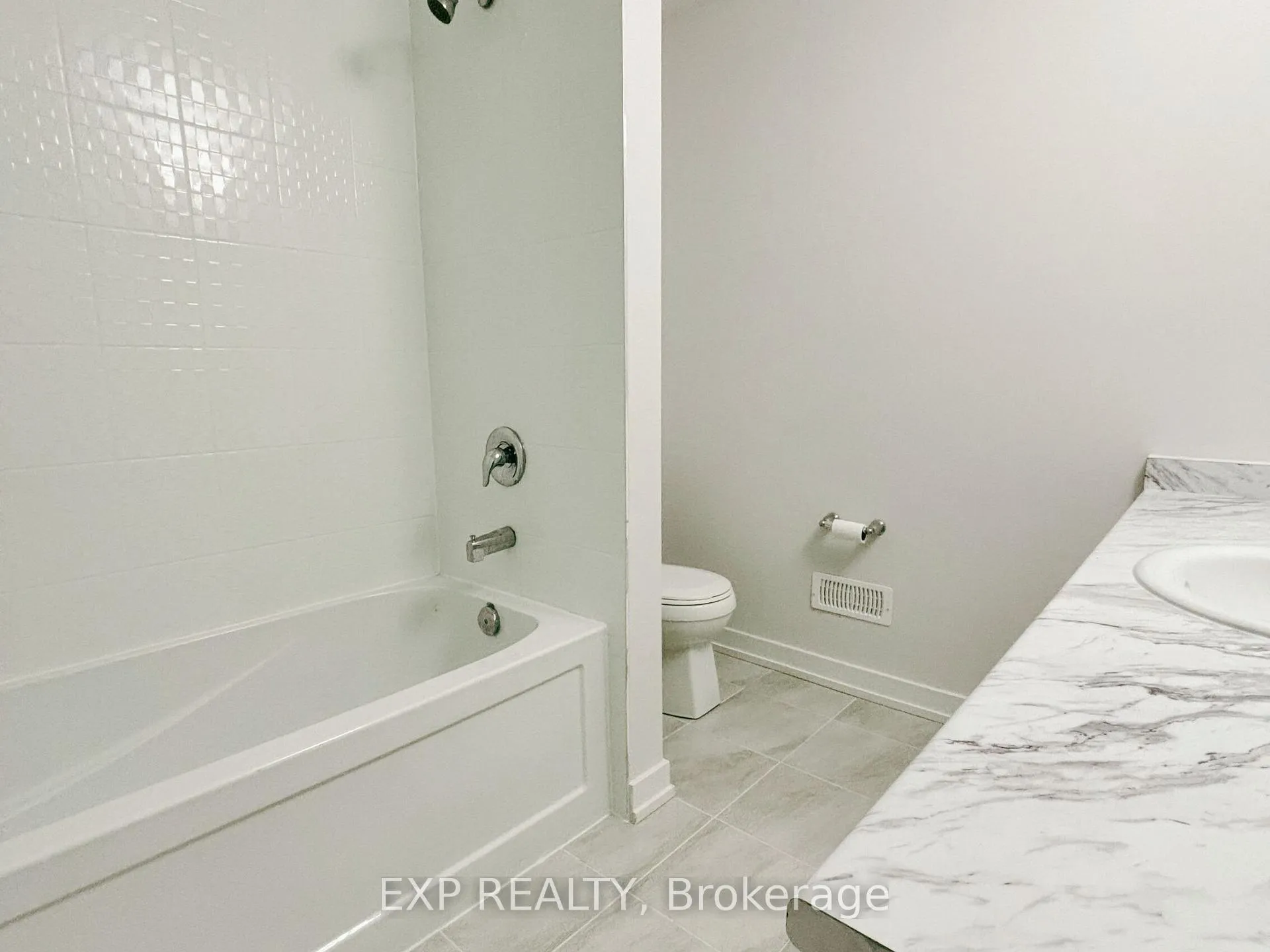 Photo 19 of 23 Bird Street, Norfolk, Simcoe — HOMEH
