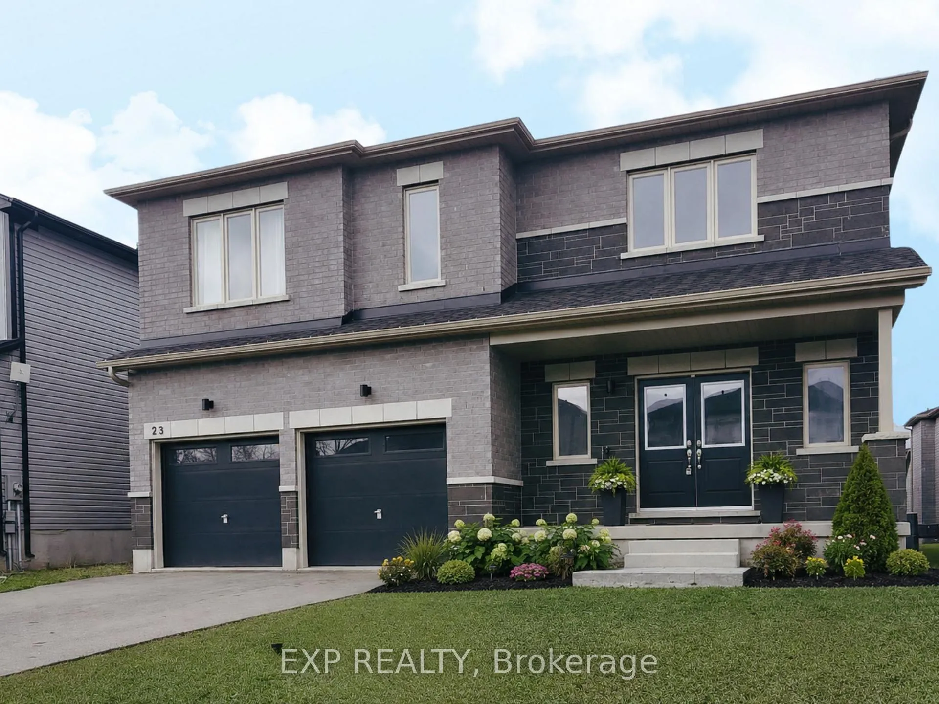 Photo 1 of 23 Bird Street, Norfolk, Simcoe — HOMEH