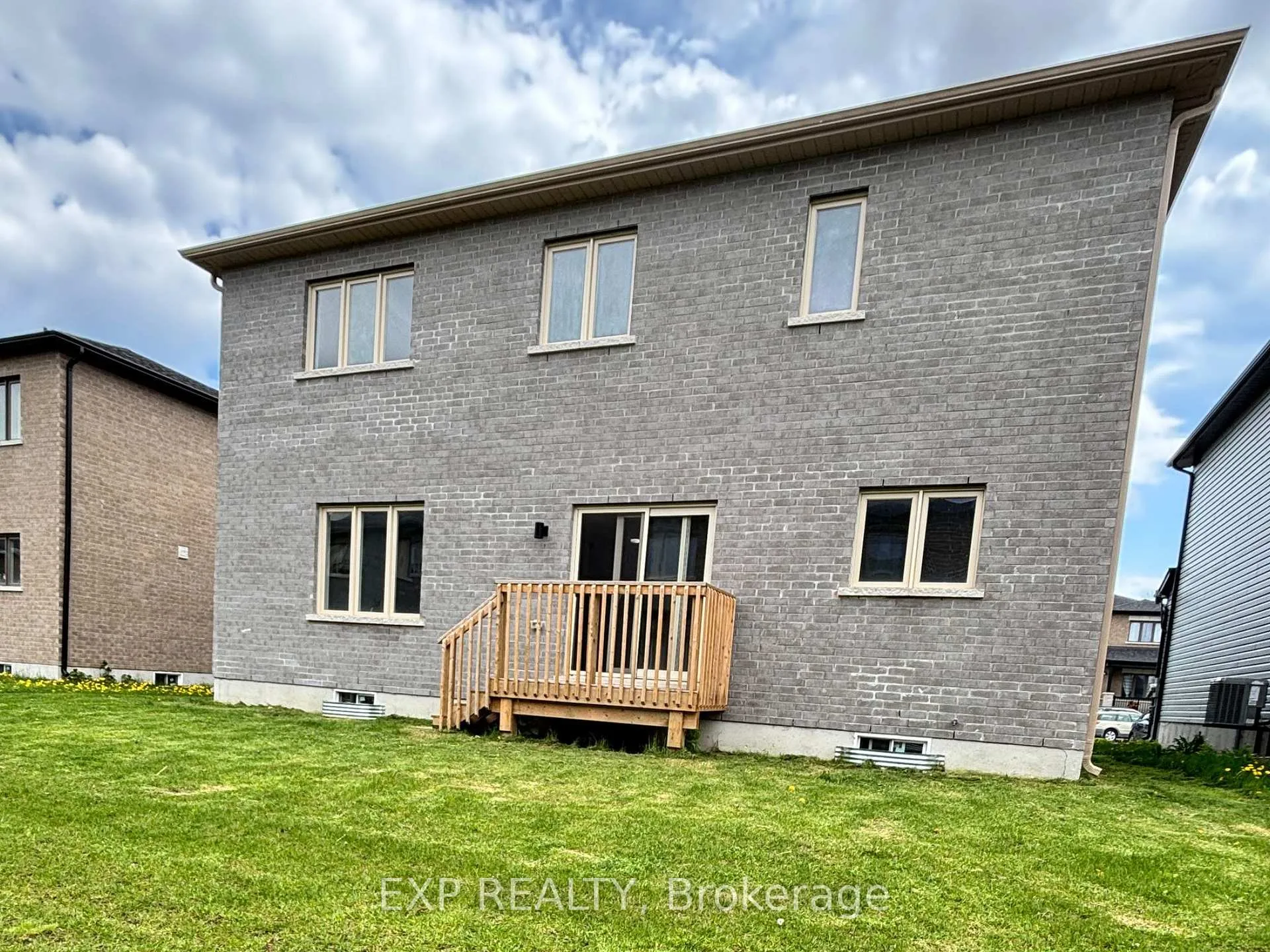 Photo 29 of 23 Bird Street, Norfolk, Simcoe — HOMEH