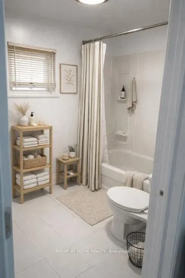 Photo 12 of 248 Mcnaughton Avenue E, Chatham-Kent, Chatham — HOMEH