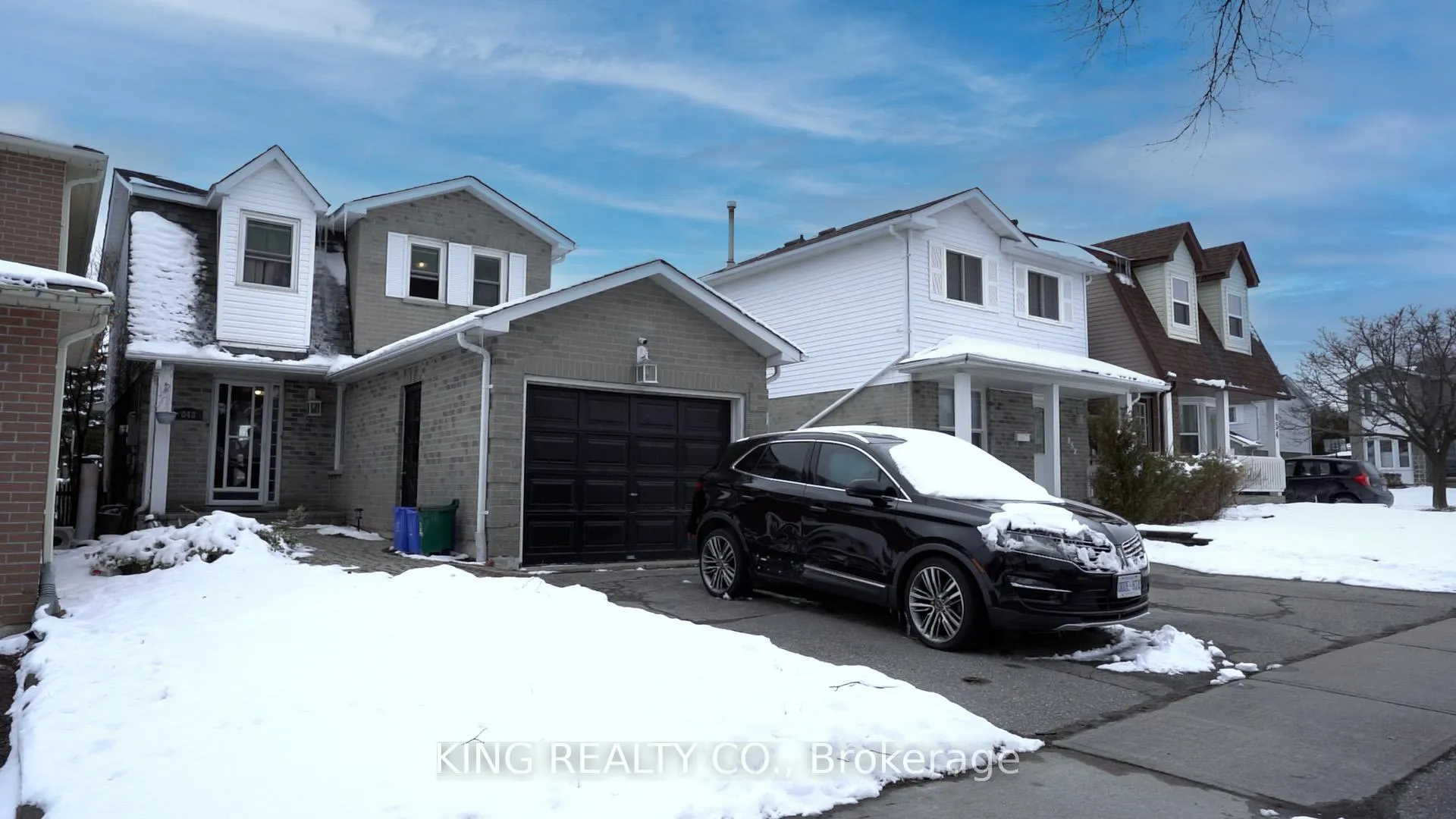 Front of 848 Attersley Drive